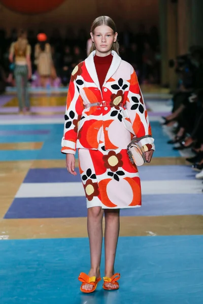 Look 41